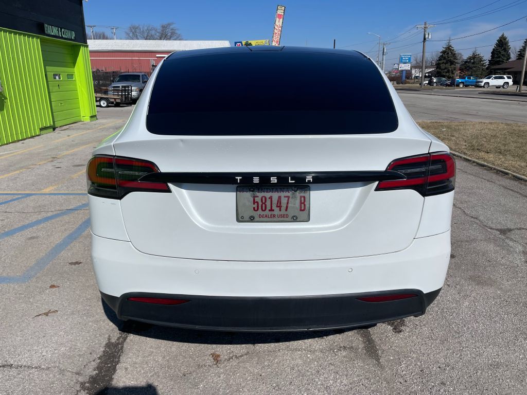 2016 Tesla Model X Image 6