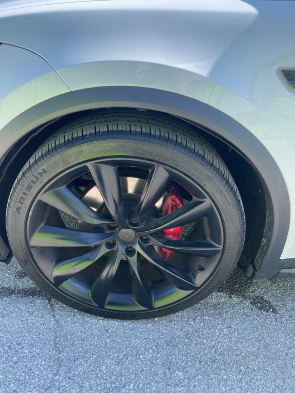 2016 Tesla Model X Image 8