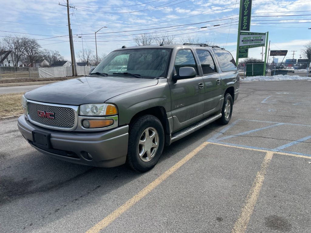 2005 GMC Yukon Image 4