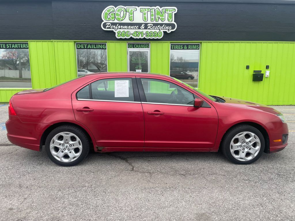 2011 Ford Fusion Image 1