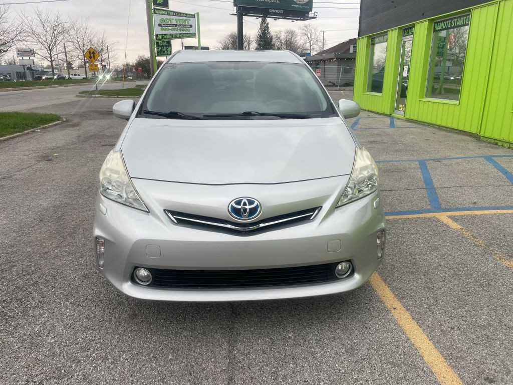 2014 Toyota Prius Image 3