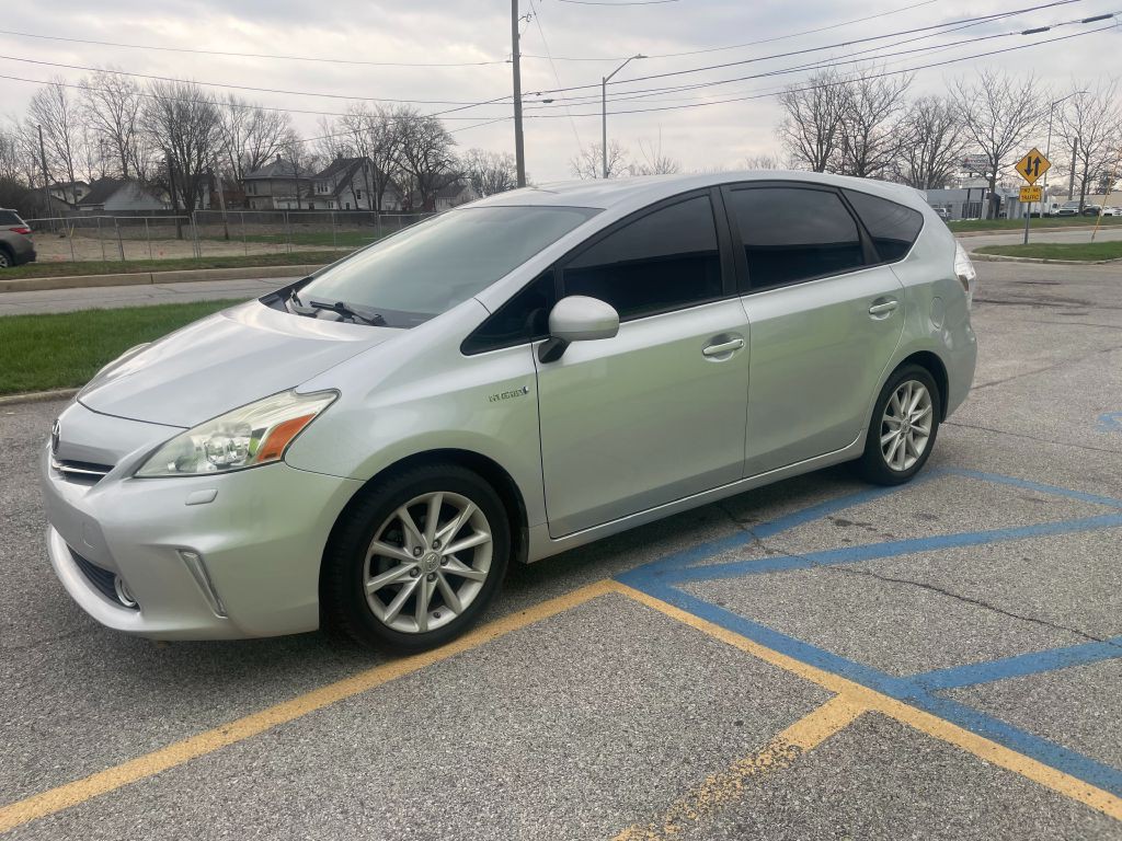 2014 Toyota Prius Image 4