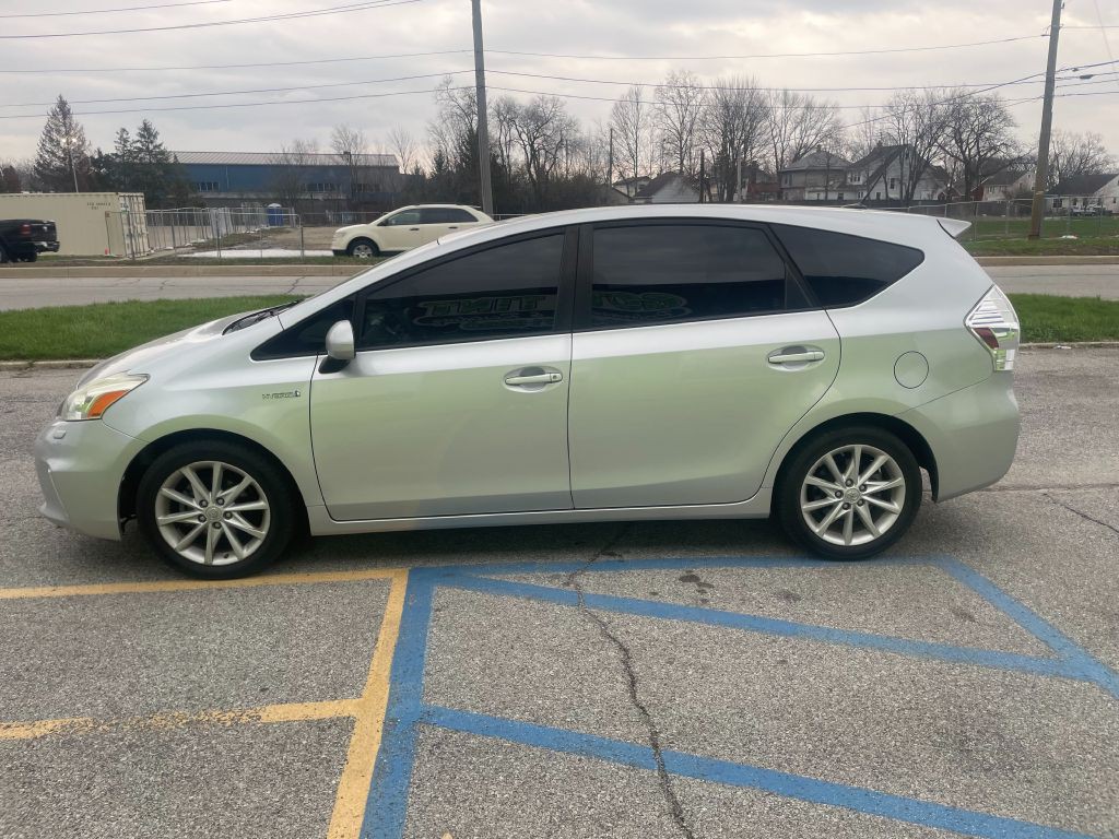 2014 Toyota Prius Image 5