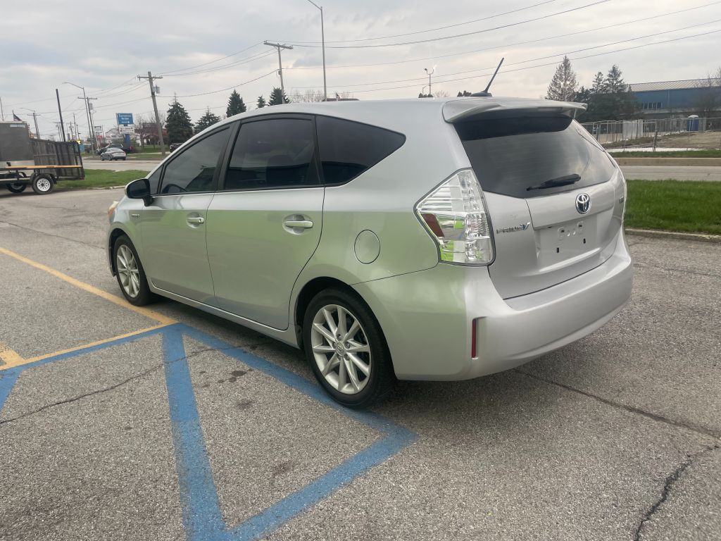 2014 Toyota Prius Image 6