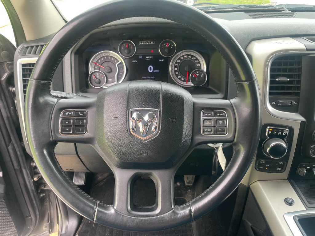 2014 RAM 1500 Image 9