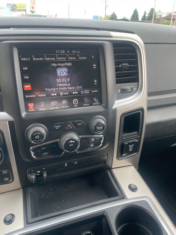 2014 RAM 1500 Image 10