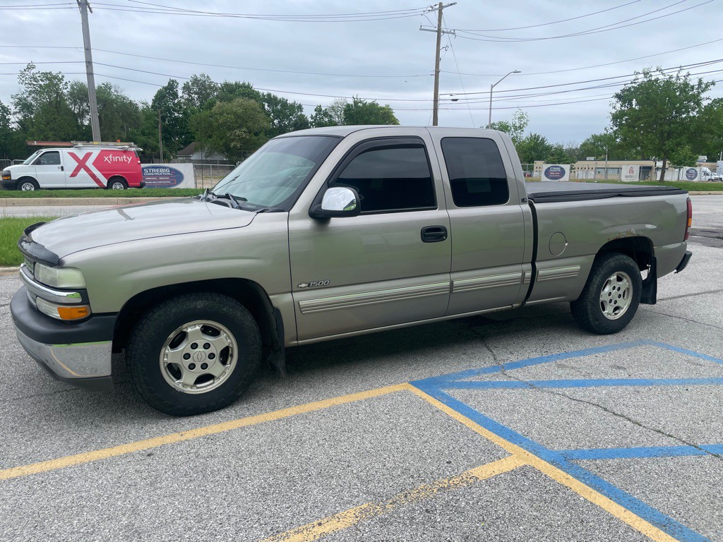 2002 Chevrolet Silverado 1500 Image 4