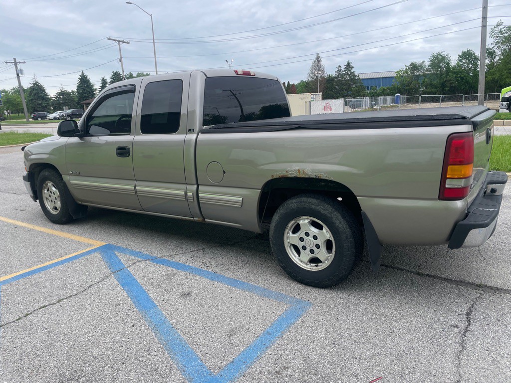2002 Chevrolet Silverado 1500 Image 5