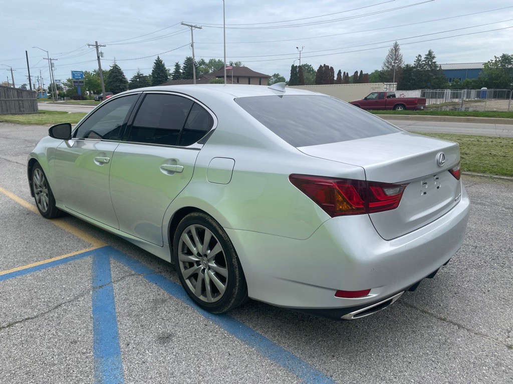 2015 Lexus GS Image 4
