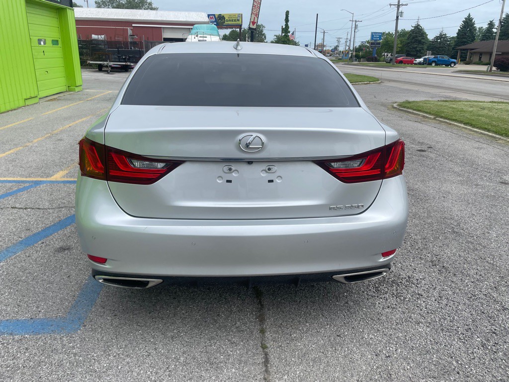 2015 Lexus GS Image 17