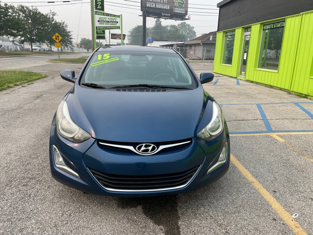 2015 Hyundai Elantra Image 3