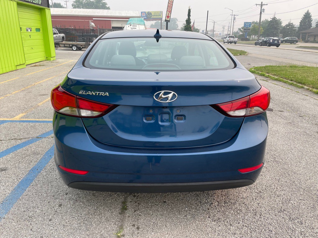 2015 Hyundai Elantra Image 6