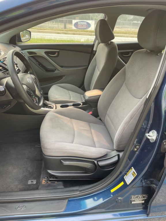 2015 Hyundai Elantra Image 7