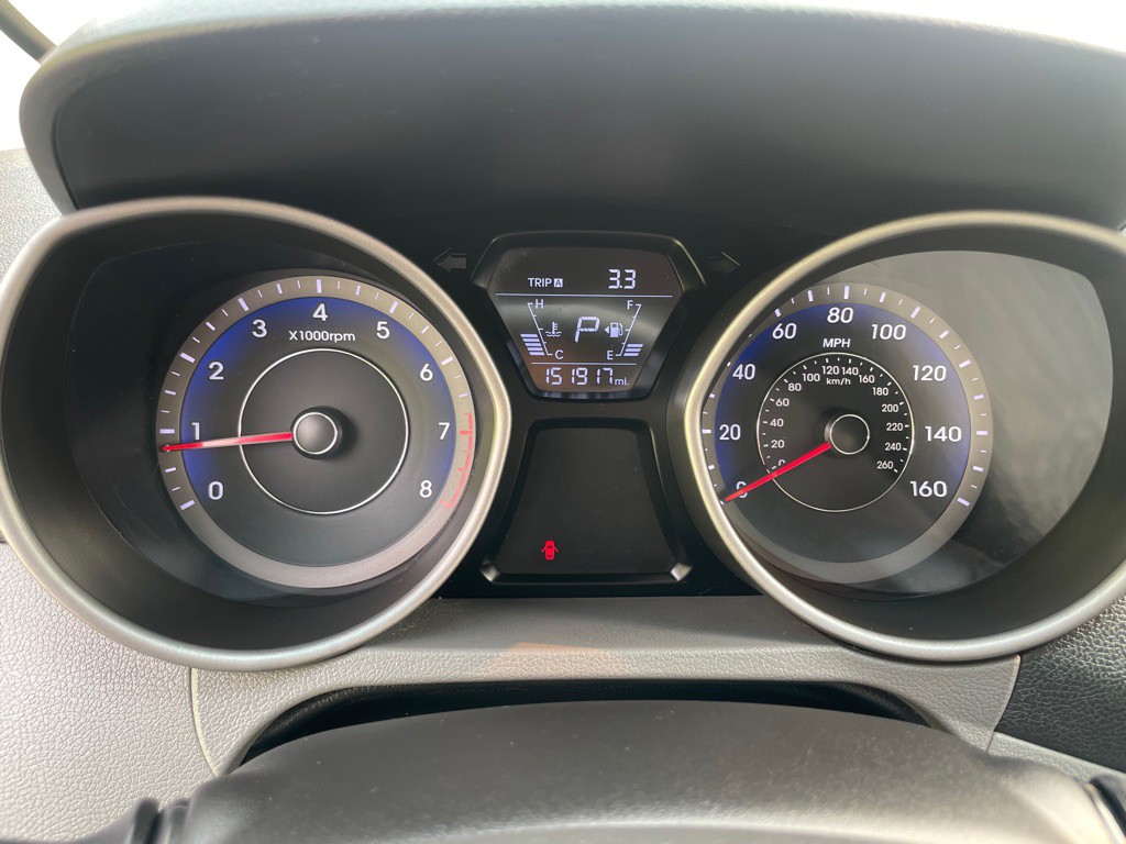 2015 Hyundai Elantra Image 11