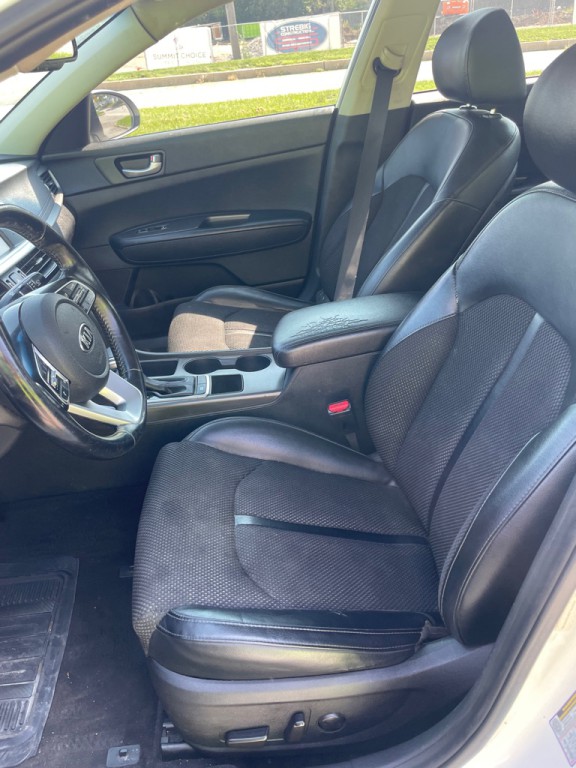 2019 Kia Optima Image 9