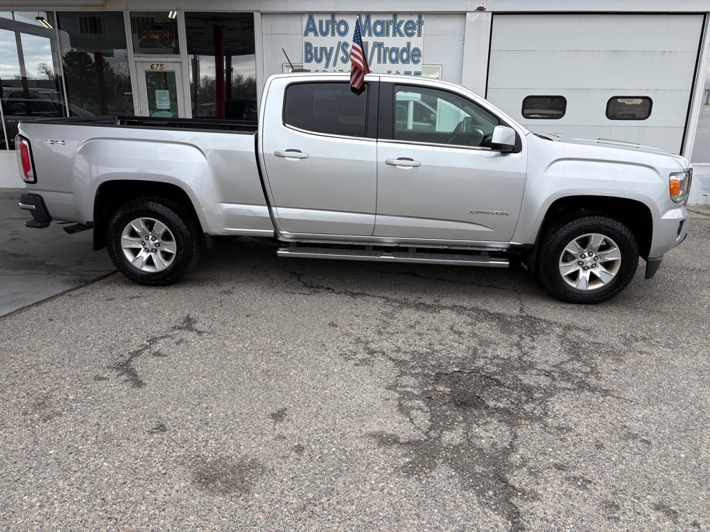 2015 GMC Canyon Image 2