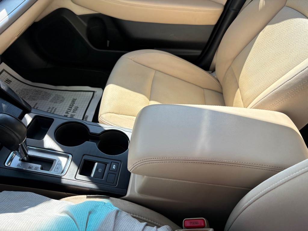 2016 Subaru Legacy Image 23