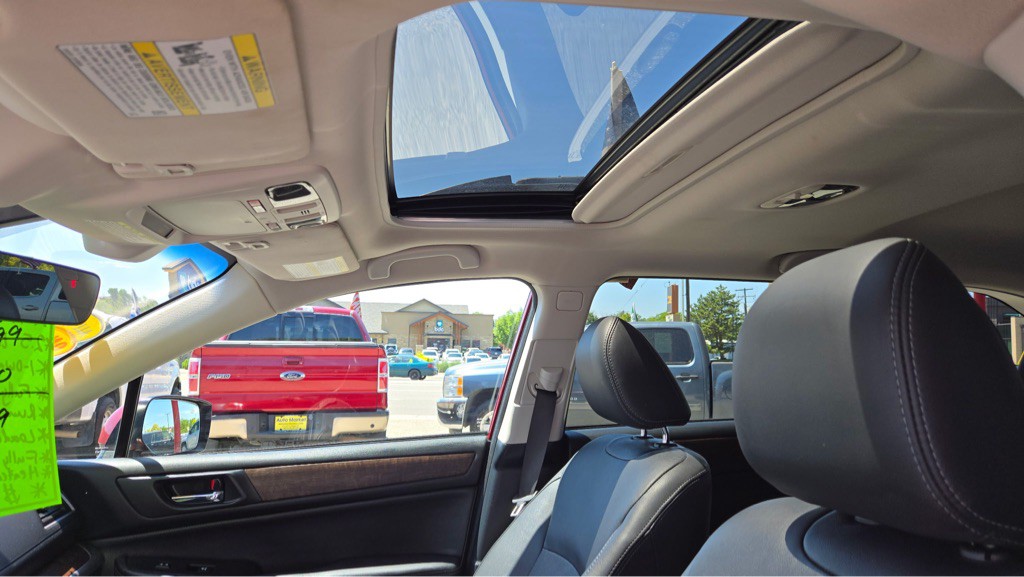 2017 Subaru Outback Image 9