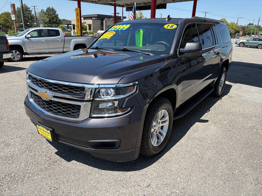 2018 Chevrolet Suburban Image 3
