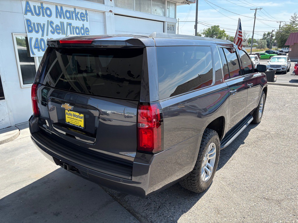 2018 Chevrolet Suburban Image 5