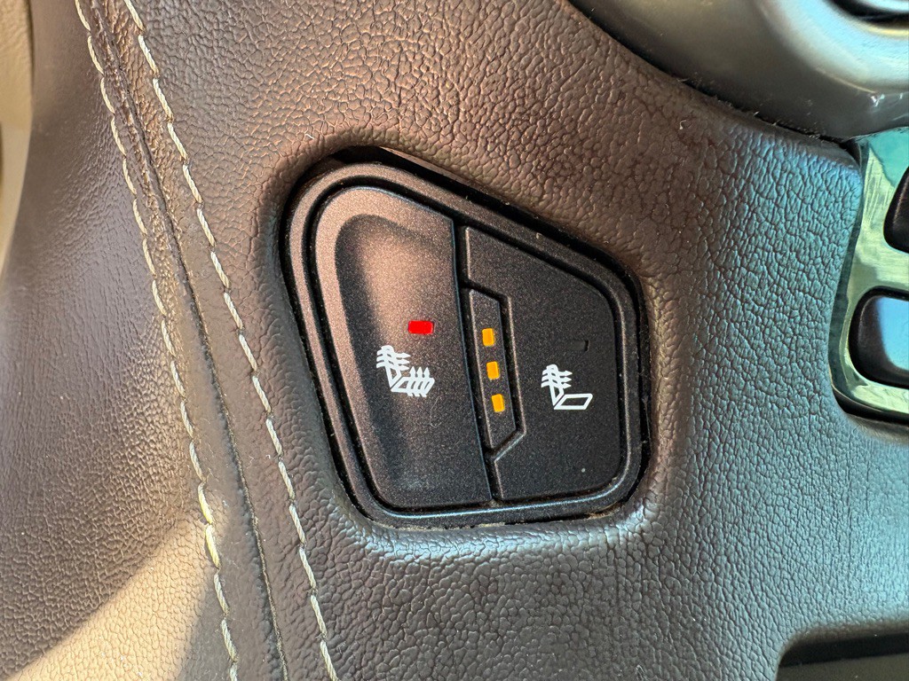 2018 Chevrolet Suburban Image 11