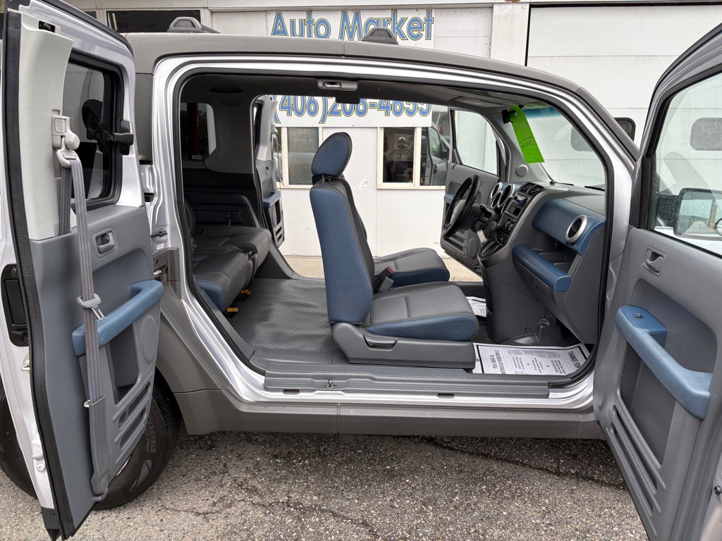 2004 Honda Element Image 14