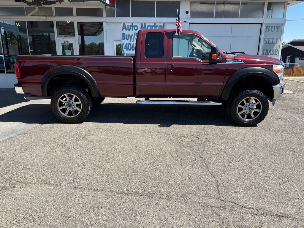 2011 Ford F-250 Image 2