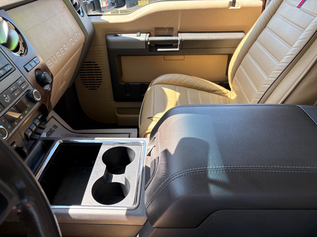2011 Ford F-250 Image 20
