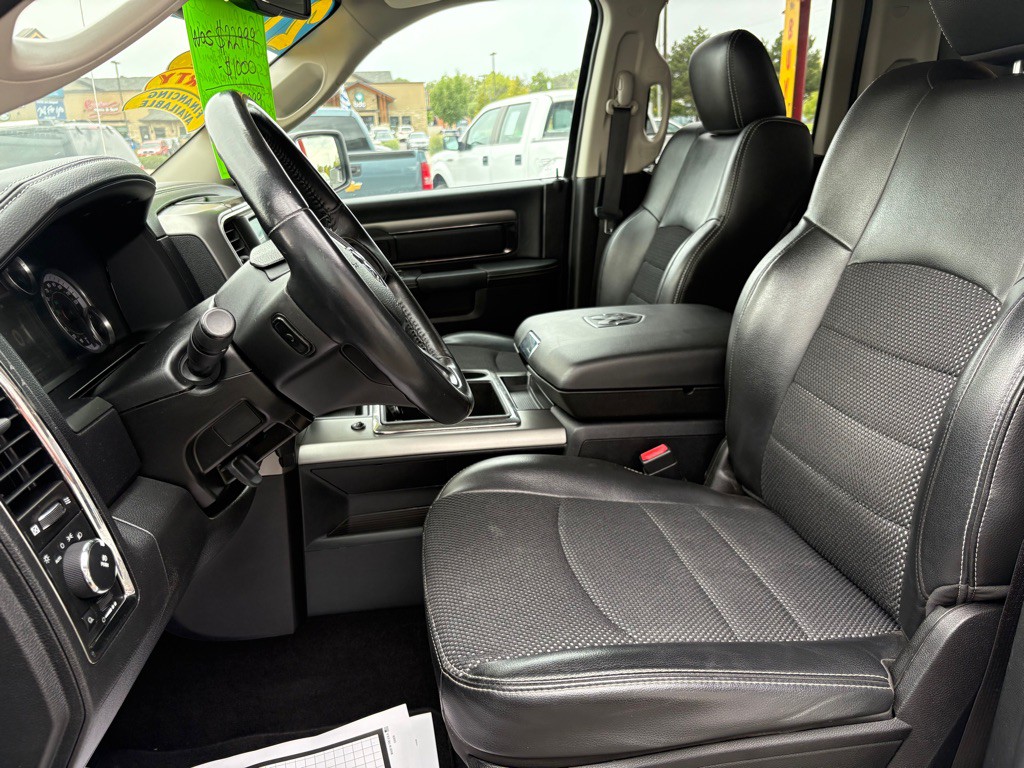 2014 RAM 1500 Image 11
