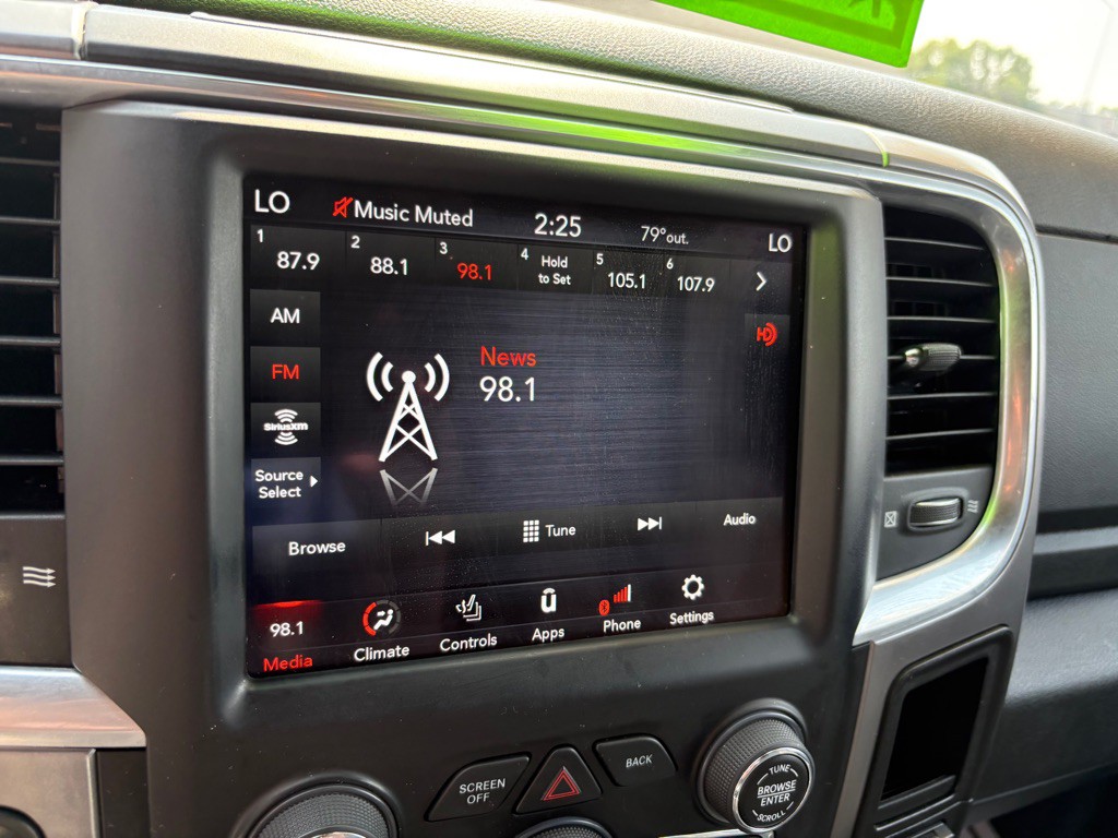 2021 RAM 1500 Image 10