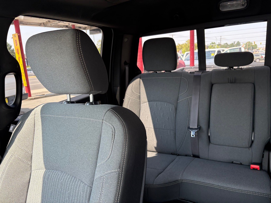 2021 RAM 1500 Image 25