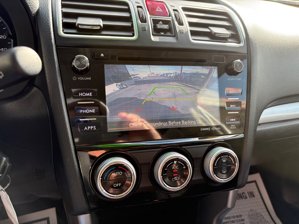 2017 Subaru Forester Image 18