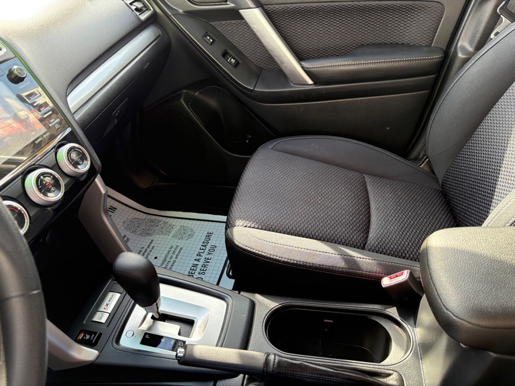 2017 Subaru Forester Image 20