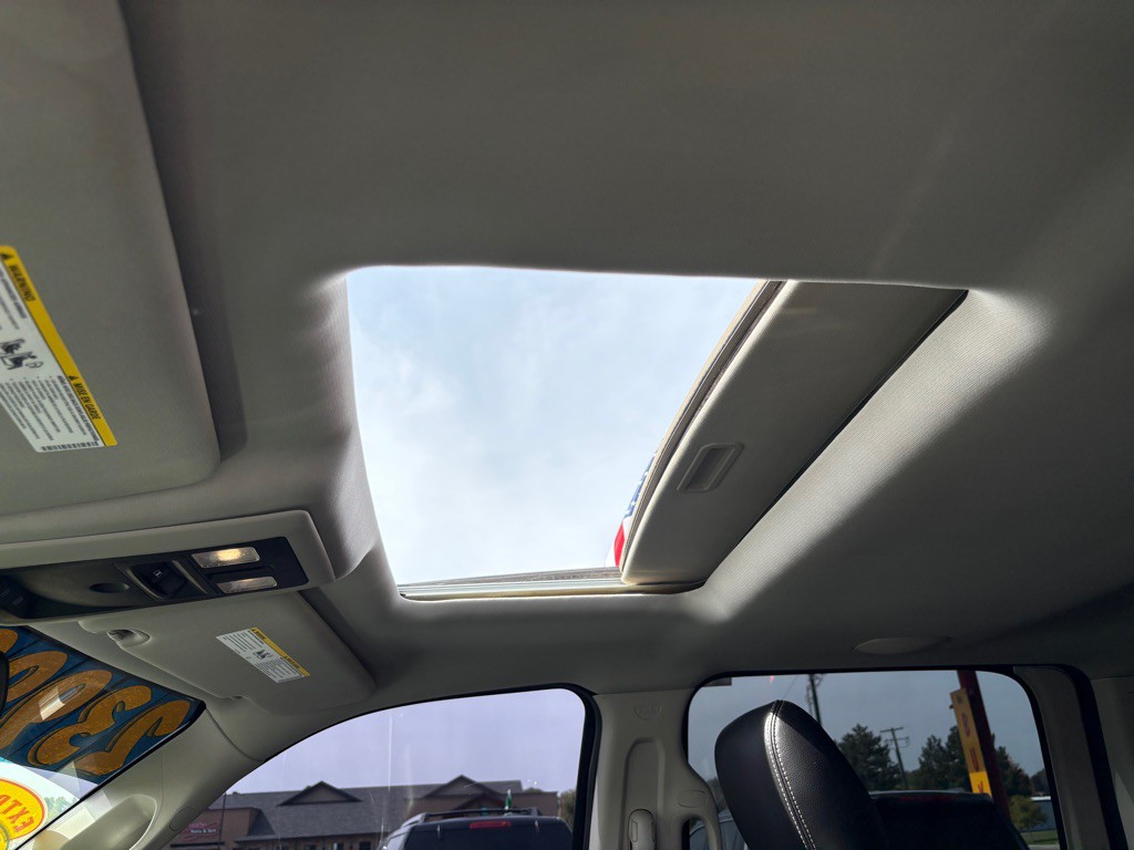 2016 RAM 1500 Image 12