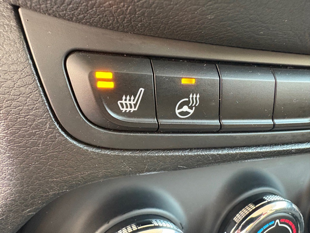 2017 Jeep Renegade Image 11