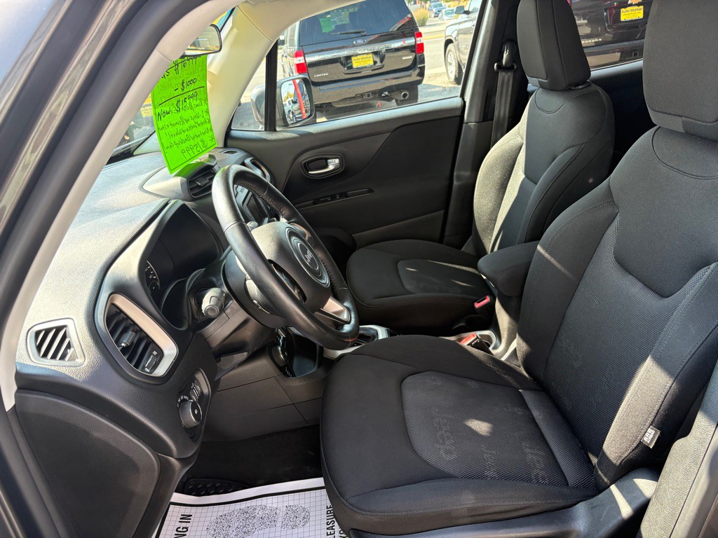 2017 Jeep Renegade Image 13