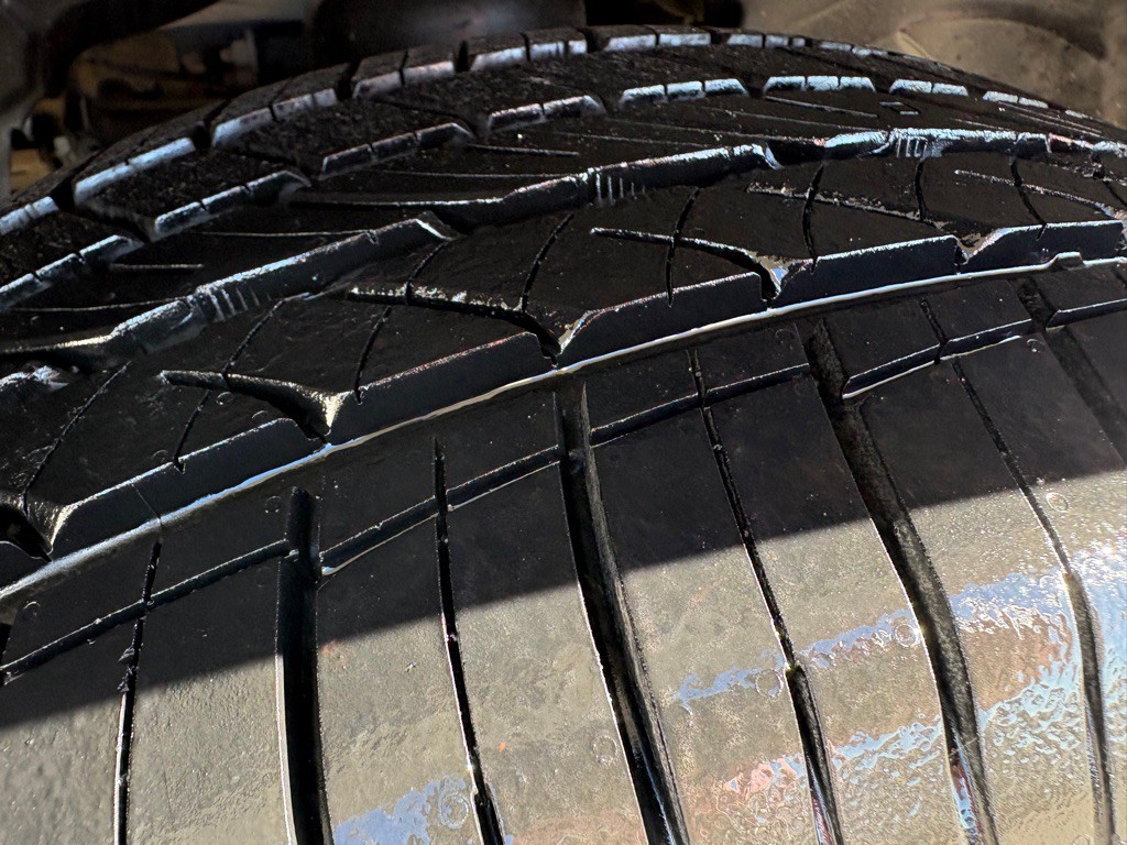 2014 RAM 1500 Image 10