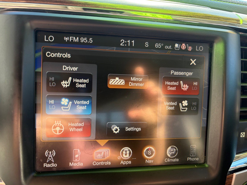 2014 RAM 1500 Image 16