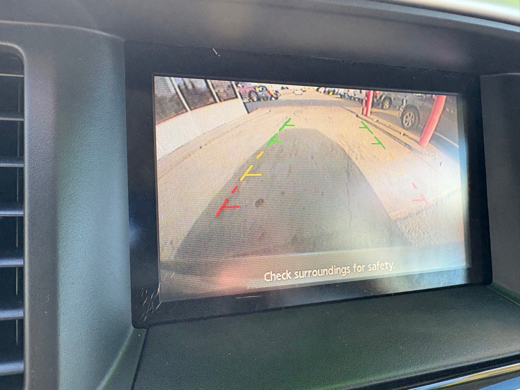 2013 Nissan Pathfinder Image 19