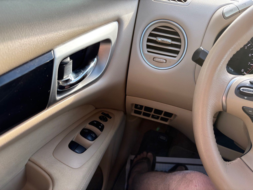 2013 Nissan Pathfinder Image 22