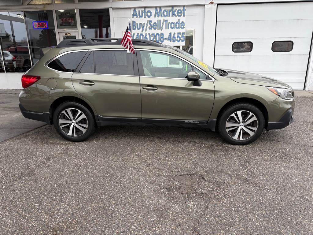 2019 Subaru Outback Image 2