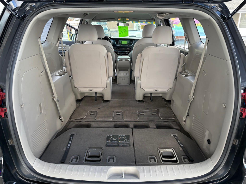 2018 Kia Sedona Image 12