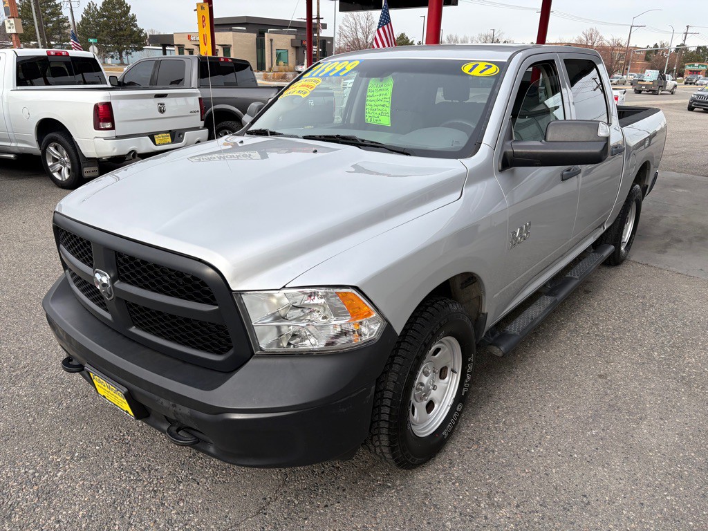 2017 RAM 1500 Image 3