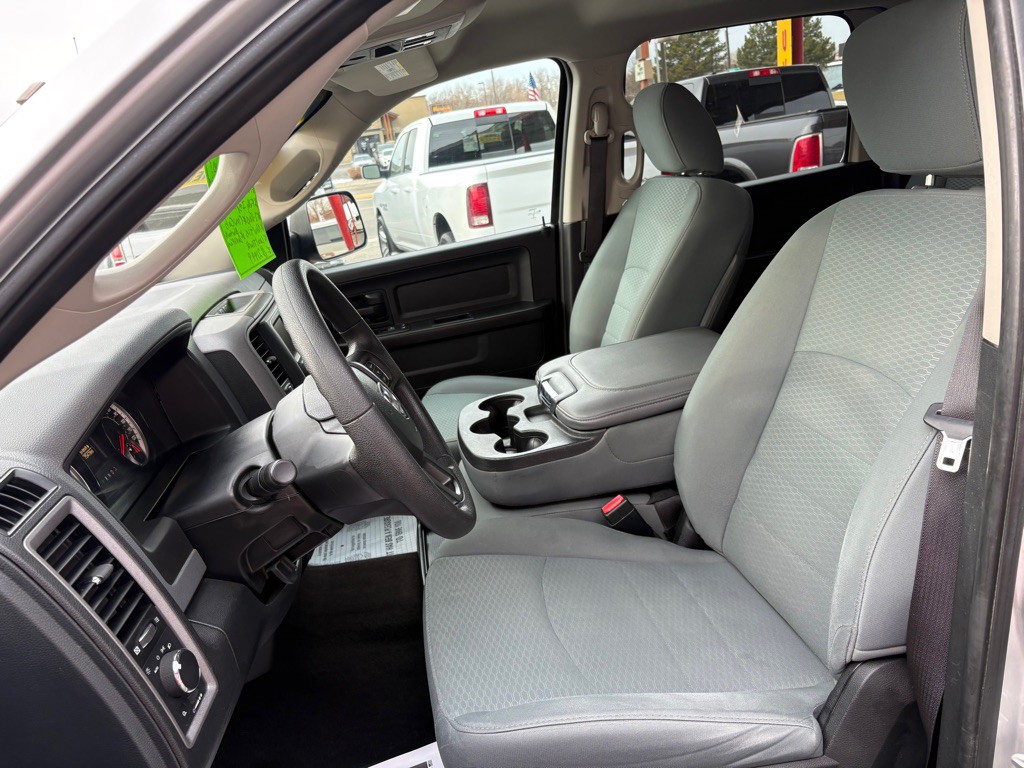 2017 RAM 1500 Image 8