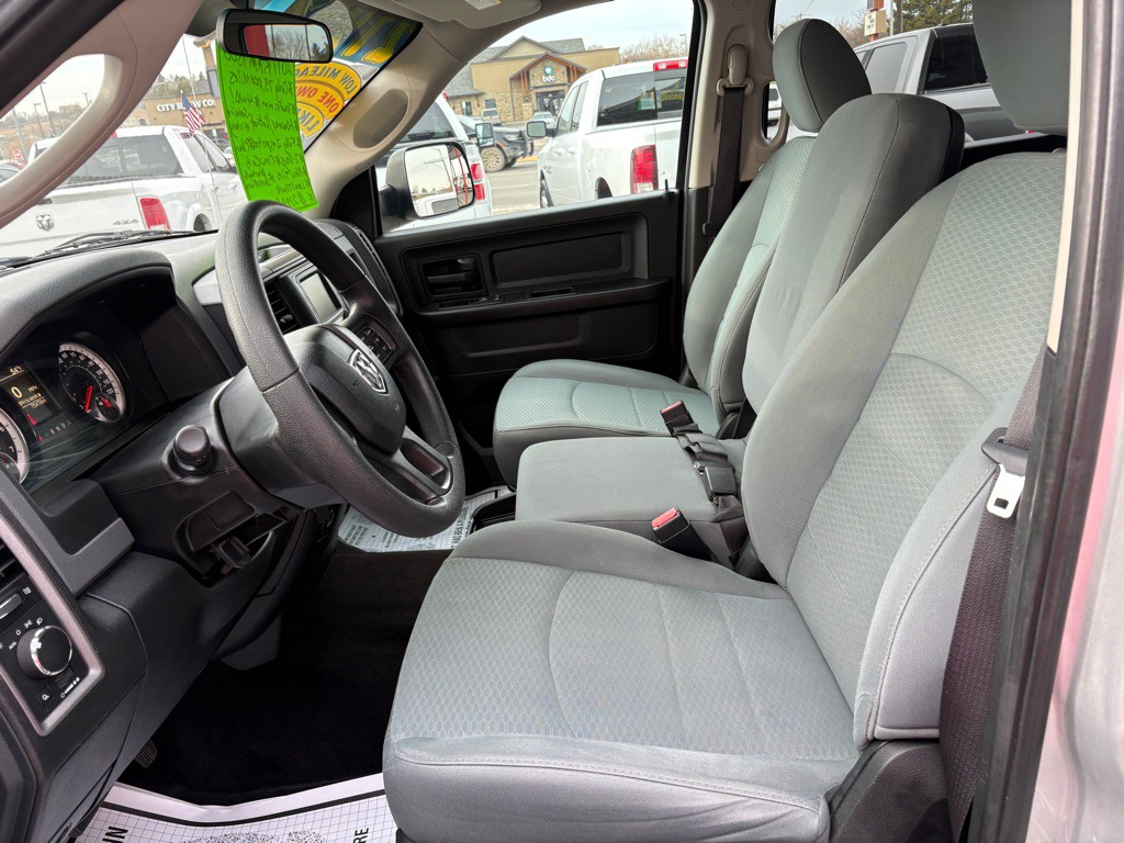 2017 RAM 1500 Image 9