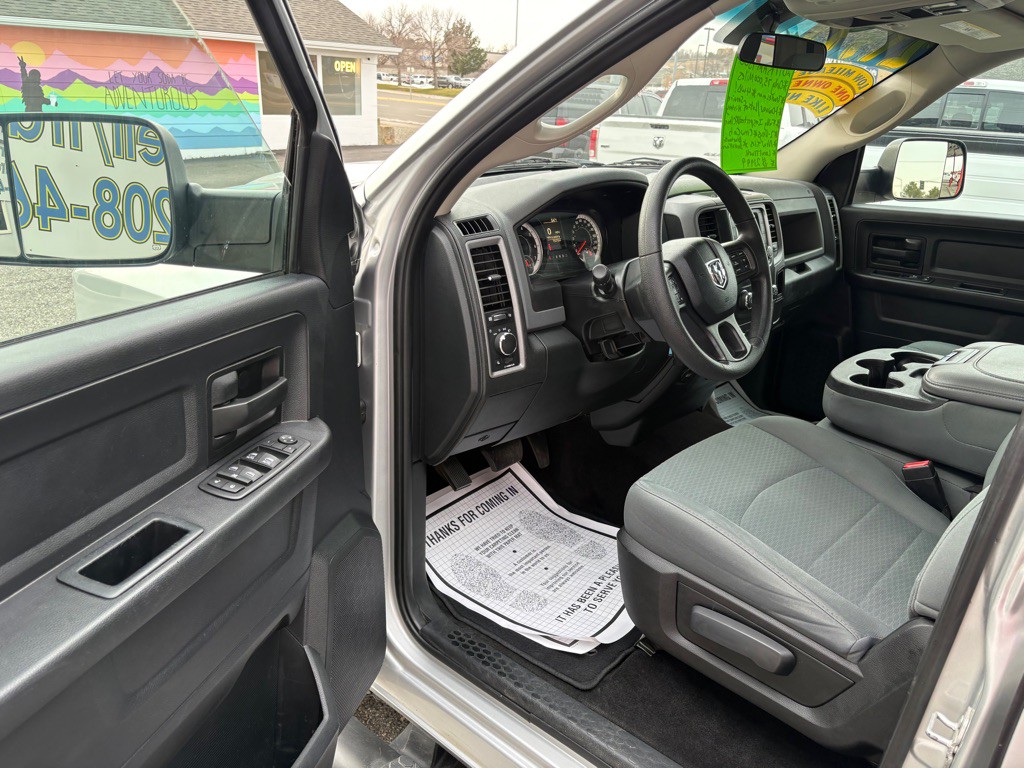 2017 RAM 1500 Image 10