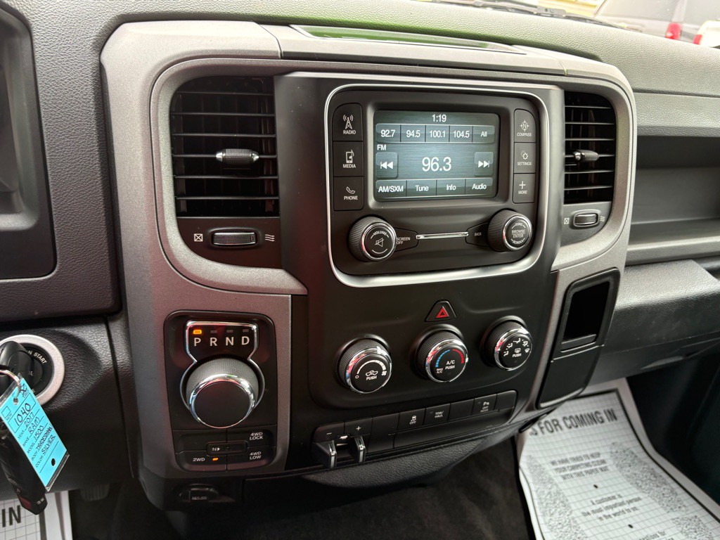 2017 RAM 1500 Image 19