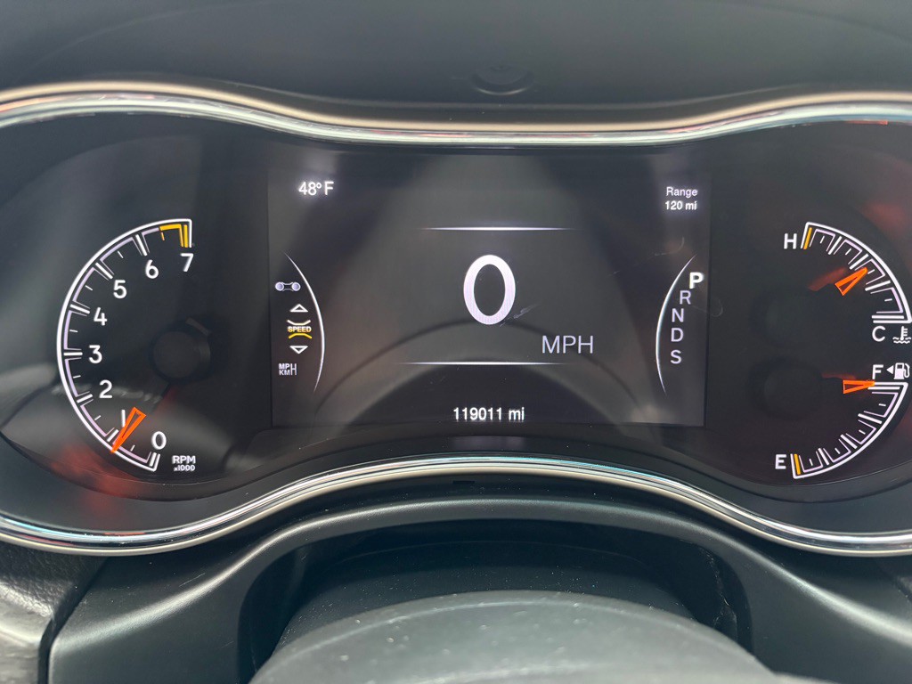 2014 Jeep Grand Cherokee Image 17