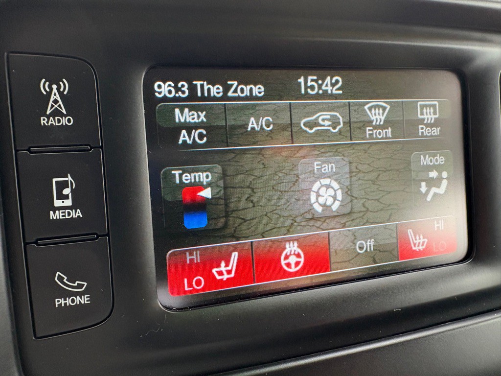 2017 Jeep Cherokee Image 10