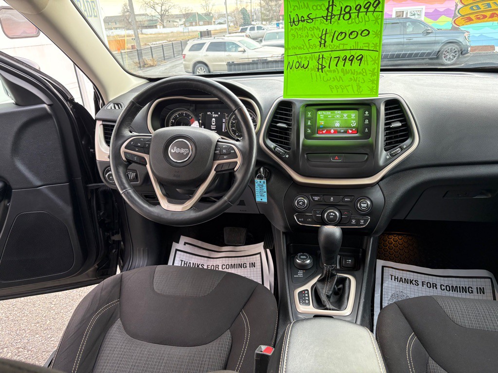 2017 Jeep Cherokee Image 15